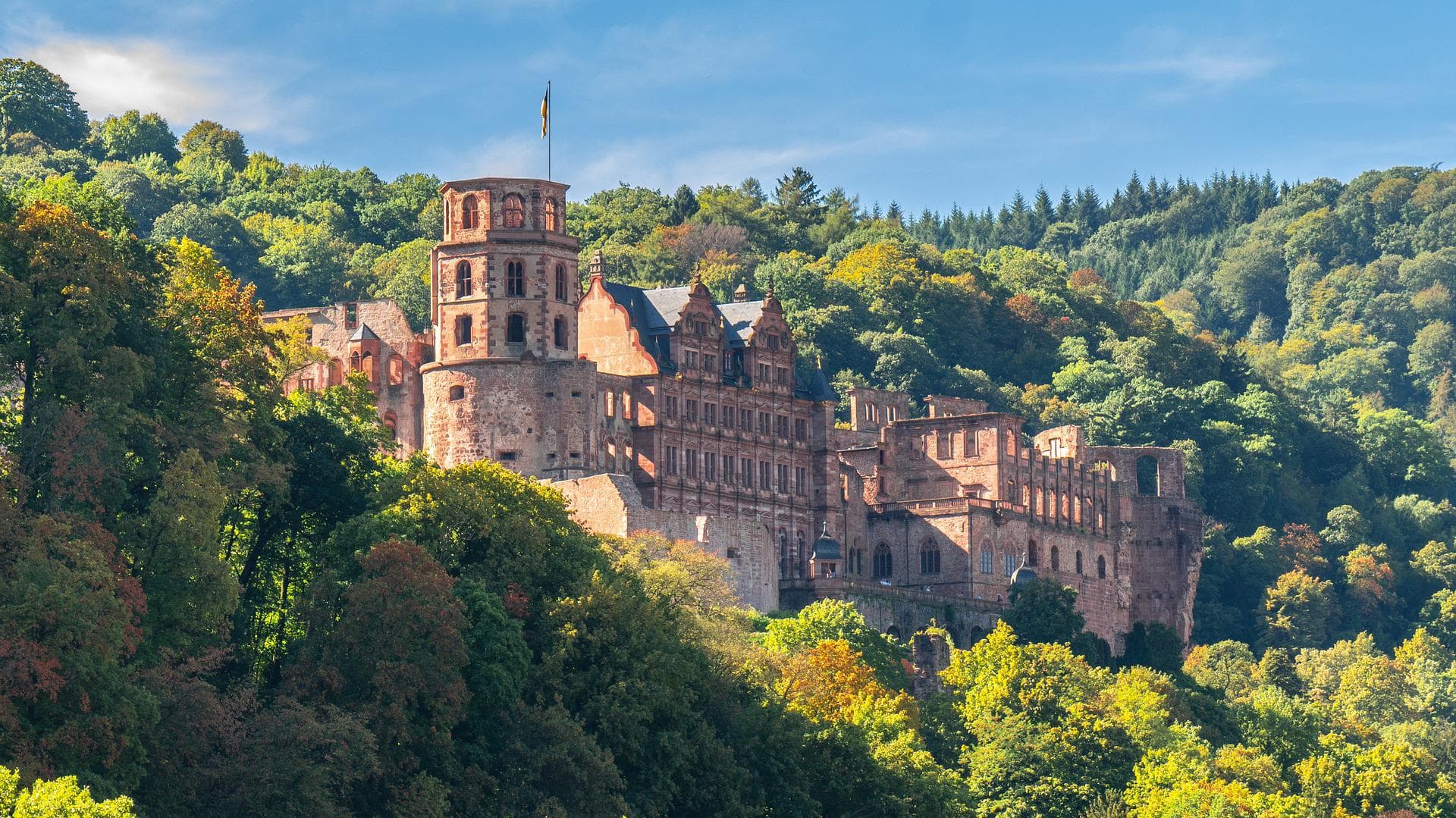 Heidelberg Castle backdrop for scavenger hunt adventures