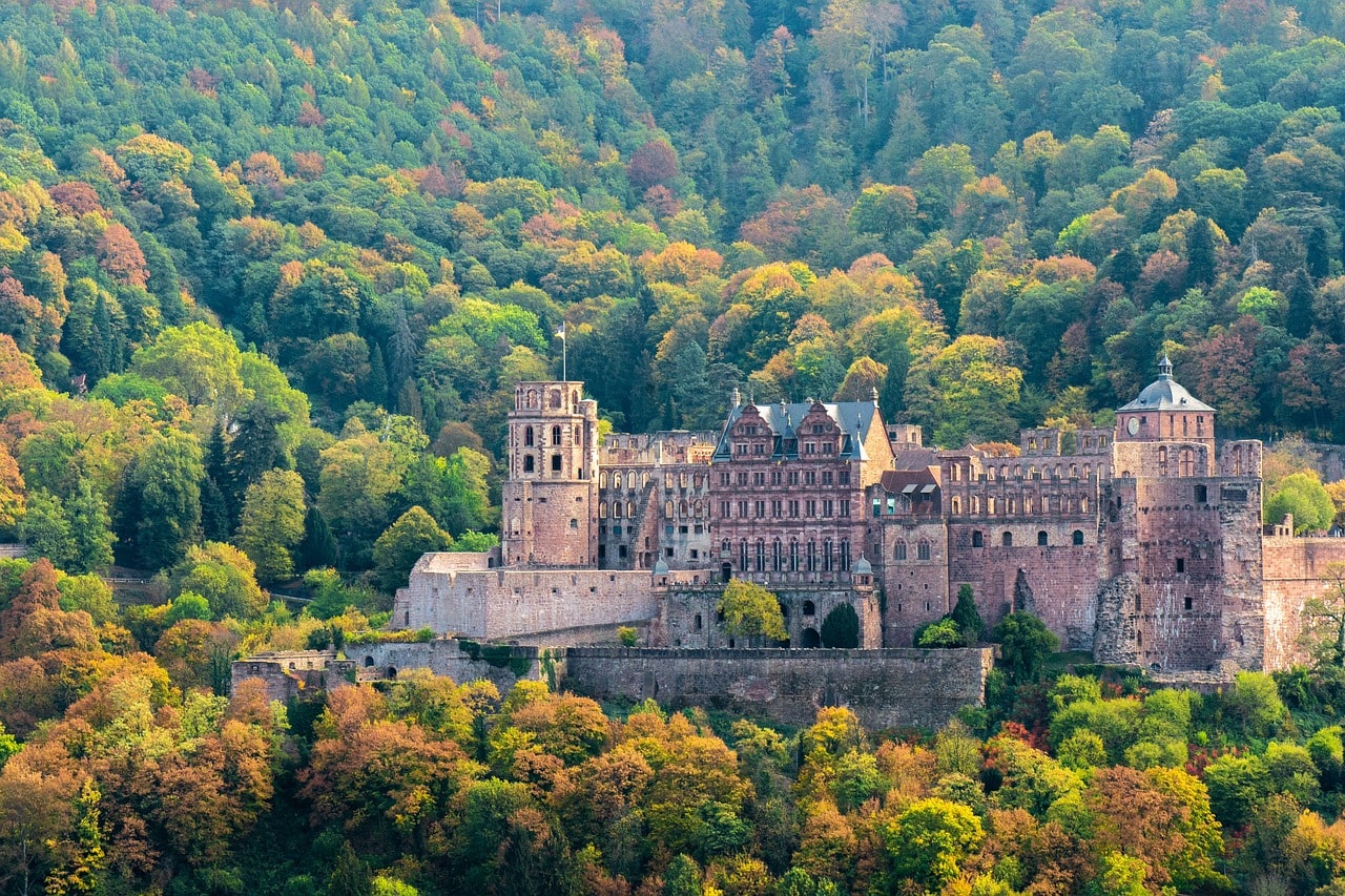 Blick auf das Heidelberger Schloss aus der Altstadt